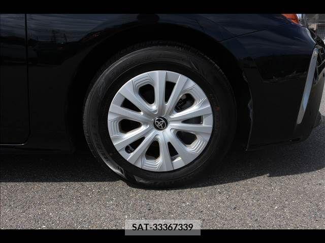 Toyota PRIUS 2022-07 352588-18