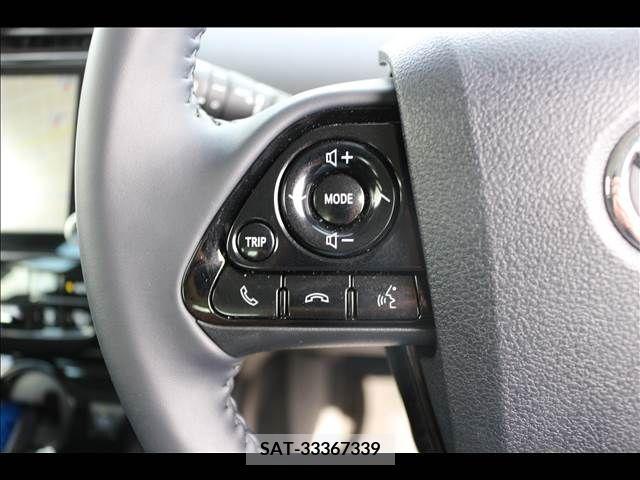 Toyota PRIUS 2022-07 352588-27