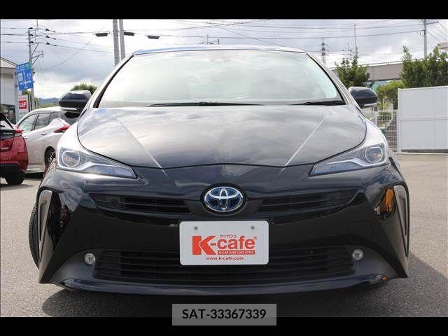 Toyota PRIUS 2022-07 352588-1
