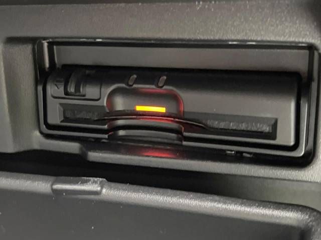 Nissan SERENA 2018-04 184556-8