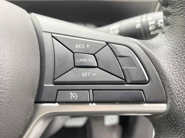 Nissan SERENA 2018-04 184556-7