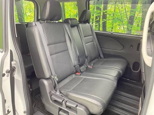 Nissan SERENA 2018-04 184556-10