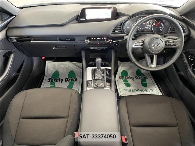 Mazda MAZDA3 2022-10 236395-15