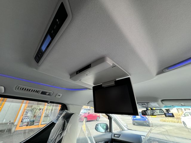 Toyota VELLFIRE 2015-12 196113-26