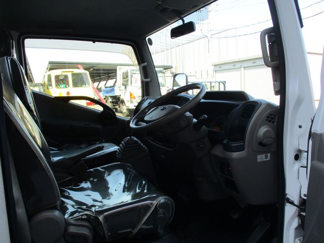 Nissan ATLAS 2014-05 7376-13
