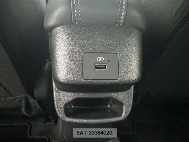 Nissan AURA 2022-02 261425-5