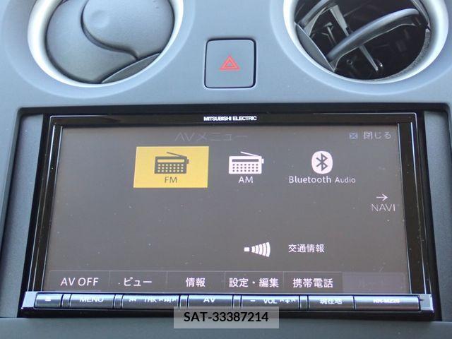 Nissan NOTE 2018-12 302429-4