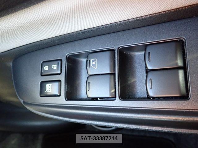 Nissan NOTE 2018-12 302429-6