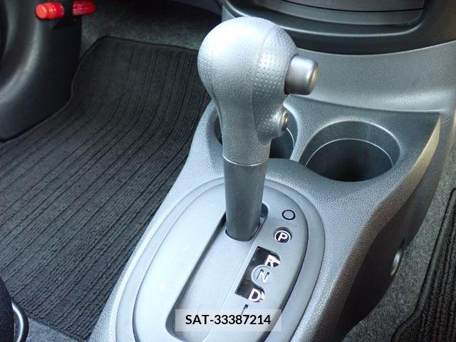 Nissan NOTE 2018-12 302429-8