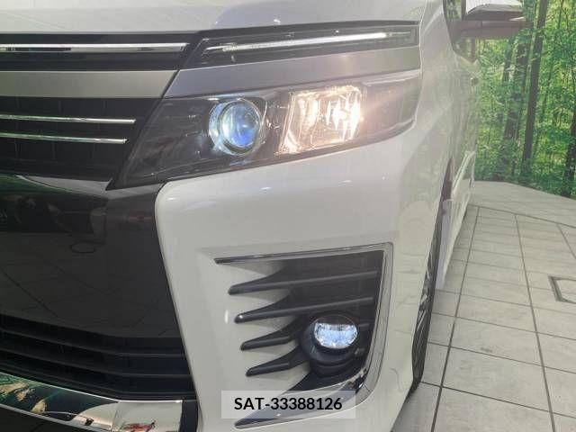Toyota VOXY 2017-06 321514-13