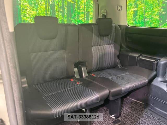 Toyota VOXY 2017-06 321514-10