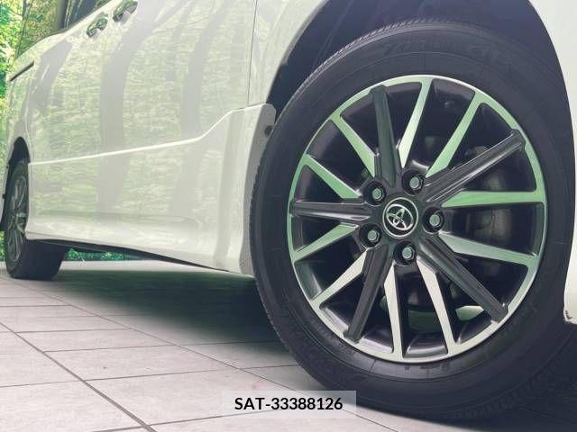 Toyota VOXY 2017-06 321514-14