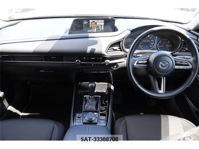 Mazda CX-30 2022-04 265992-3