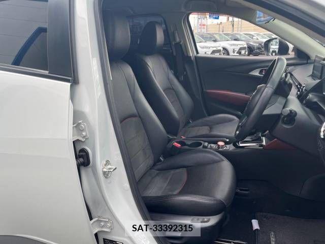 Mazda CX-3 2016-12 358435-8
