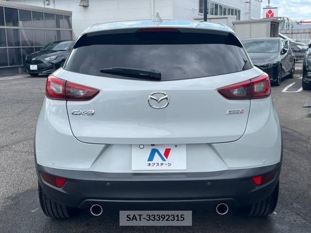 Mazda CX-3 2016-12 358435-15