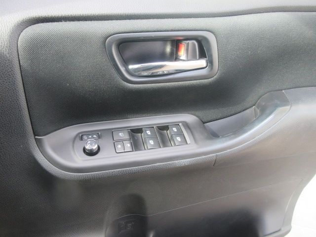 Toyota NOAH HYBRID 2017-03 18810-27