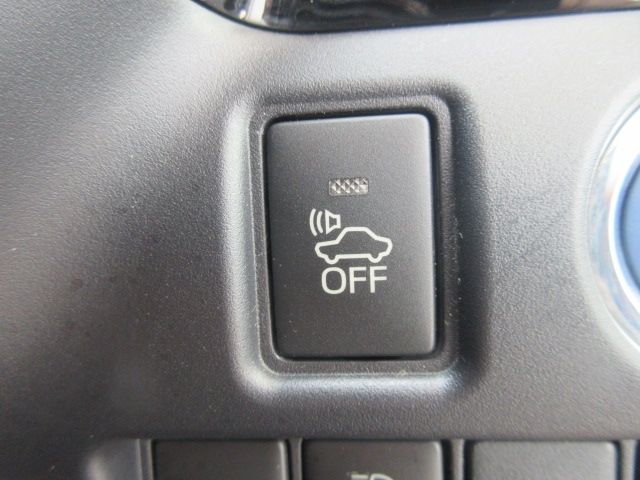 Toyota NOAH HYBRID 2017-03 18810-20