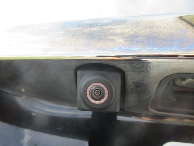 Toyota NOAH HYBRID 2017-03 18810-28