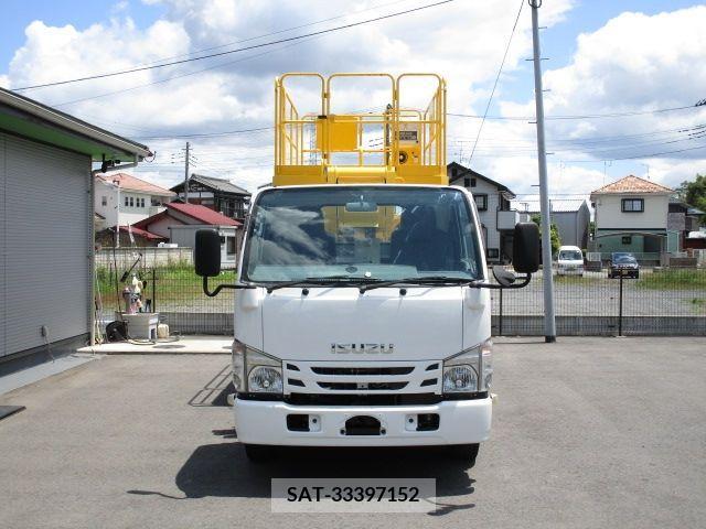 Isuzu ELF TRUCK 2018-01 324068-0