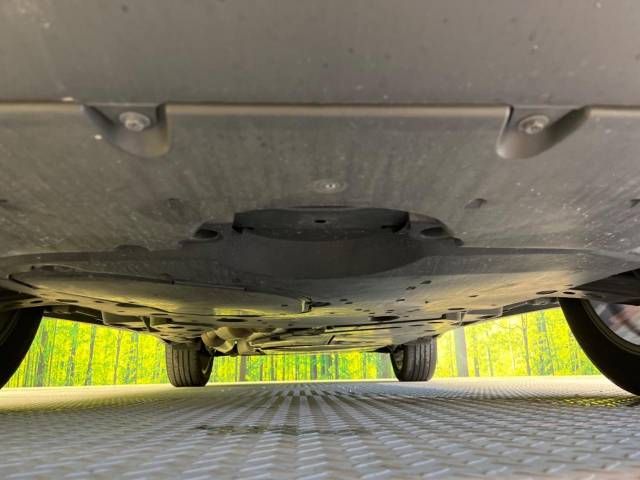 Toyota HARRIER HYBRID 2021-07 192457-19