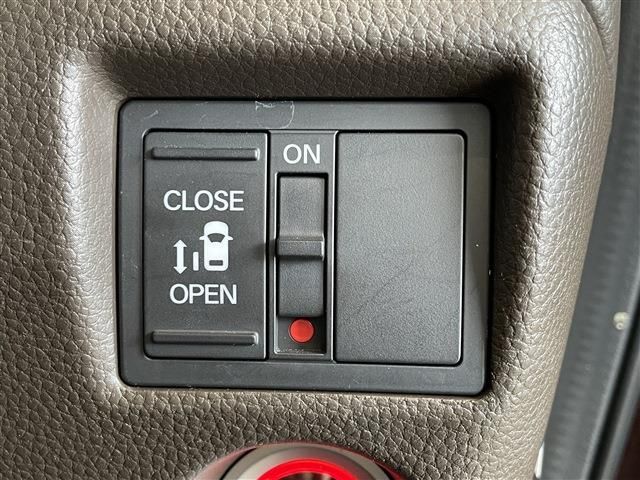 Honda N BOX 2021-07 4781-6