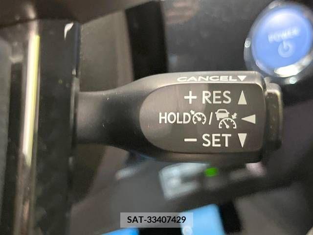 Toyota PRIUS 2019-09 281826-6