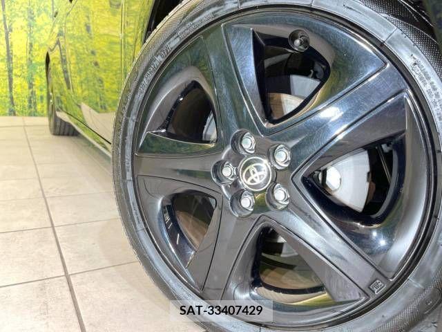 Toyota PRIUS 2019-09 281826-12