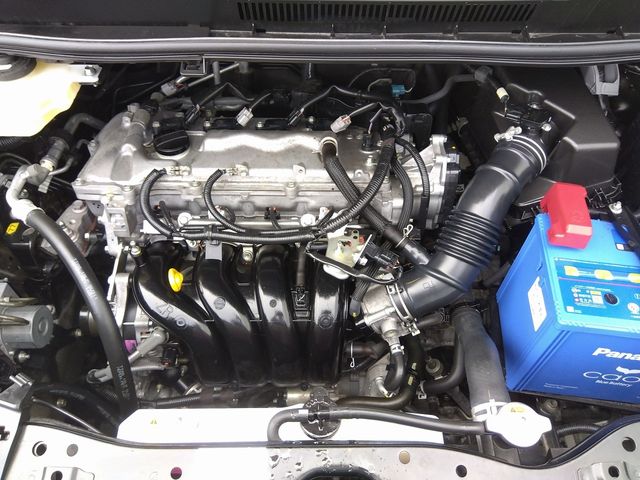 Toyota VOXY 2017-08 20402-29