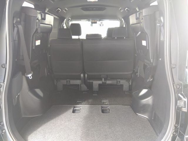 Toyota VOXY 2017-08 20402-20