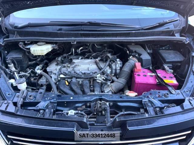 Toyota VOXY 2015-09 370484-18