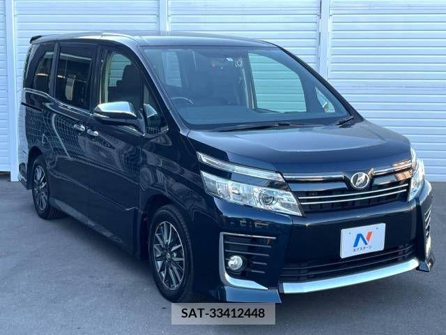 Toyota VOXY 2015-09 370484-17