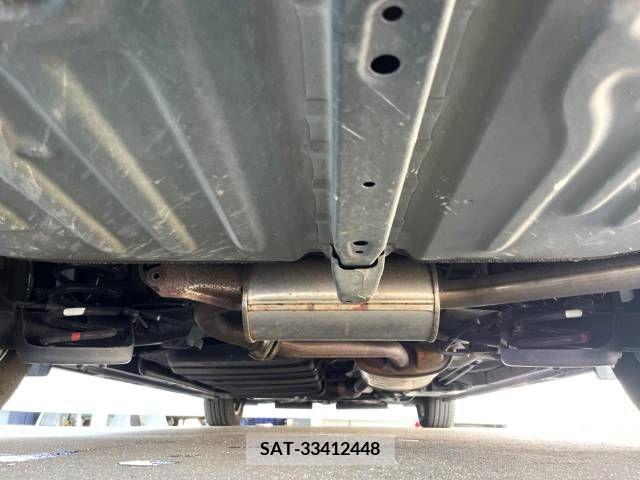 Toyota VOXY 2015-09 370484-19