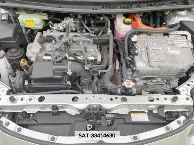 Toyota AQUA 2015-11 339039-18