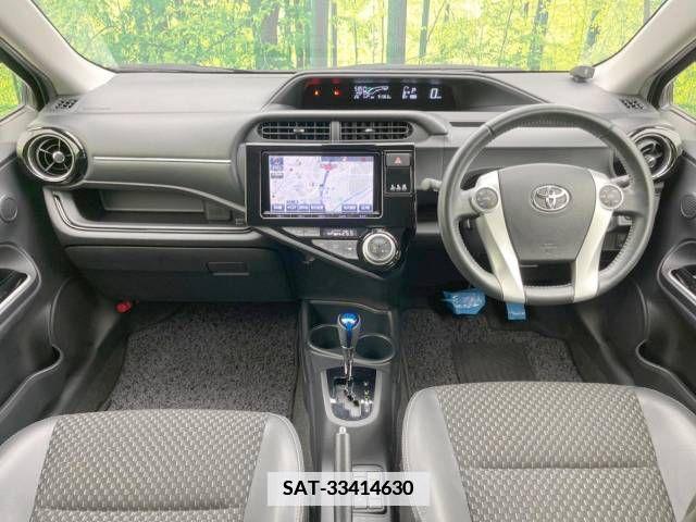 Toyota AQUA 2015-11 339039-1