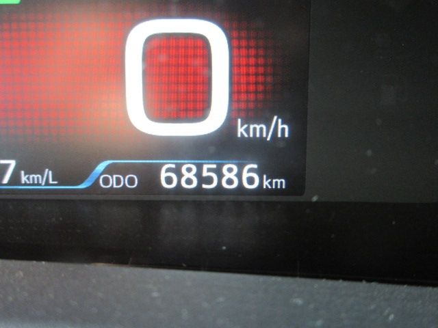Toyota PRIUS 2017-05 21768-24