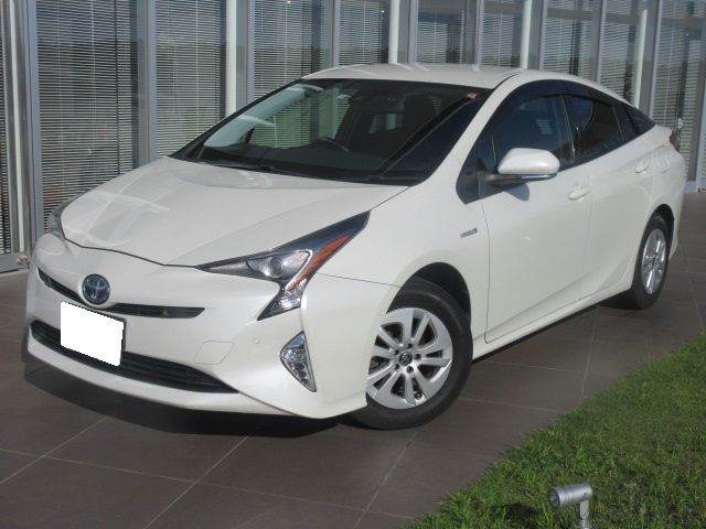 Toyota PRIUS 2017-05 21768-0