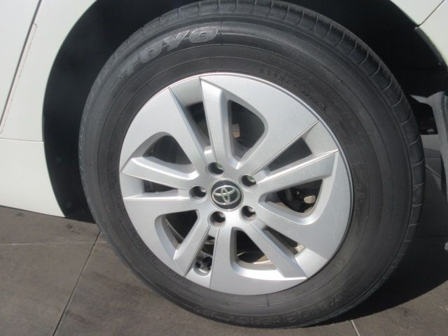 Toyota PRIUS 2017-05 21768-7