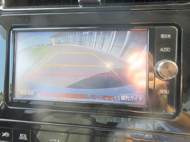 Toyota PRIUS 2017-05 21768-13