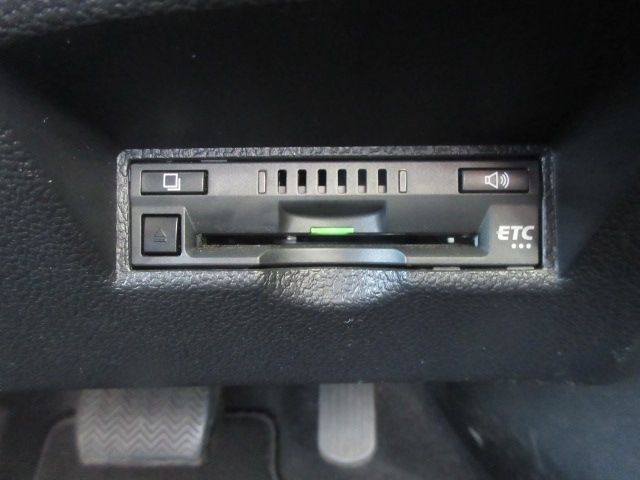 Toyota PRIUS 2017-05 21768-16