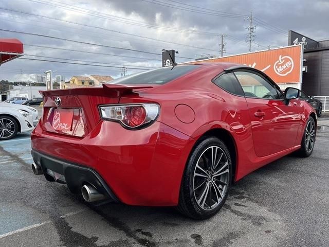 Toyota 86 2012-09 182250-4