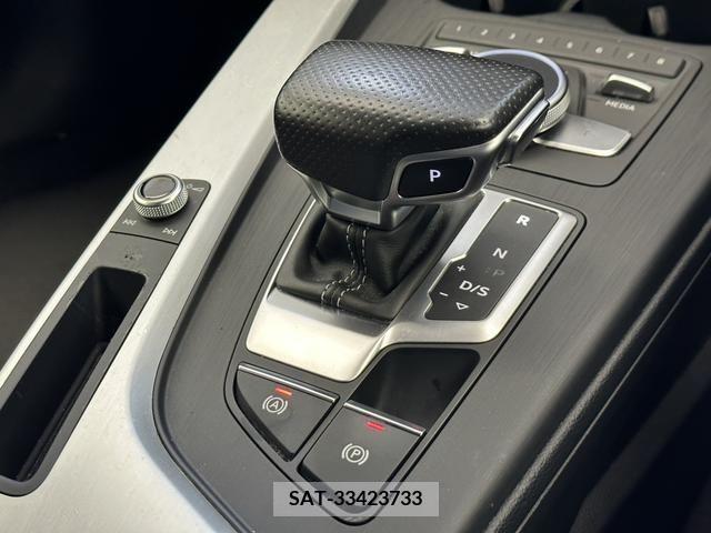 Audi A5 2018-12 218784-12