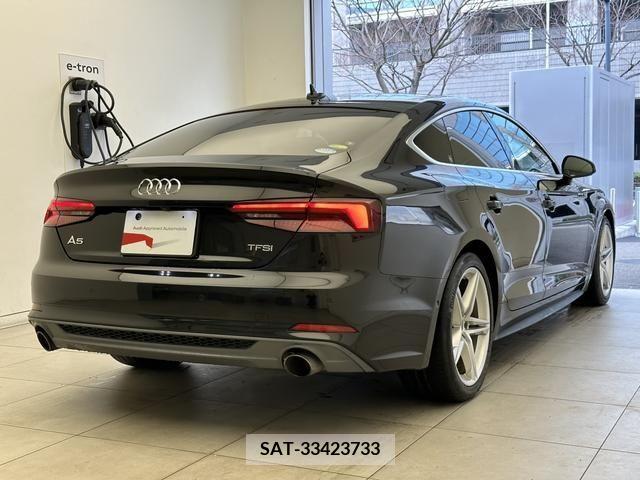 Audi A5 2018-12 218784-1