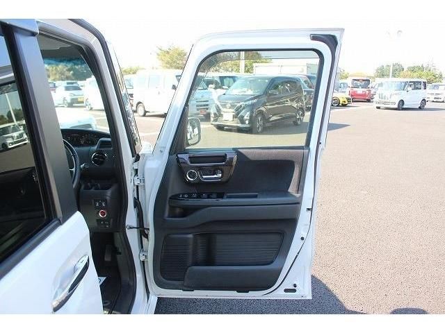 Honda N BOX CUSTOM 2017-09 18675-7