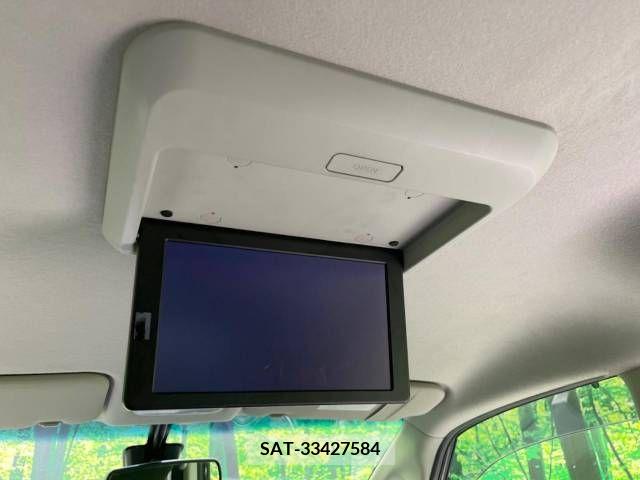 Nissan SERENA 2016-04 328402-5