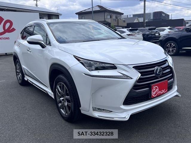 Lexus NX 2014-11 275709-2