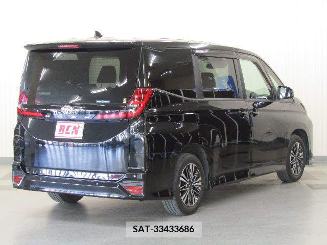 Toyota NOAH 2022-07 279483-2