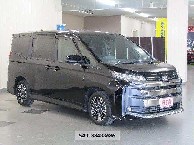 Toyota NOAH 2022-07 279483-6