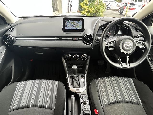 Mazda MAZDA2 2020-09 11590-1