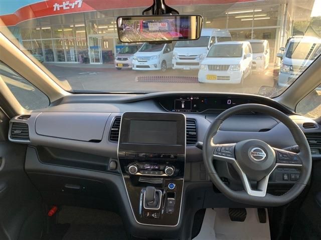 Nissan SERENA 2022-08 8429-26