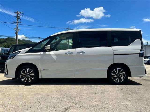 Nissan SERENA 2022-08 8429-11